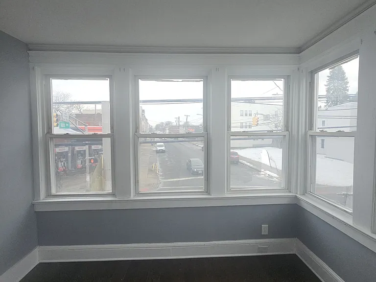 559 Grove St #2F — Photo 10