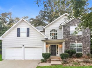 230 Laura Cir, Atlanta, GA 30349