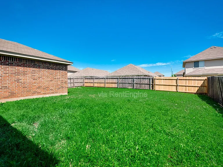 4216 Summersweet Ln — Photo 18