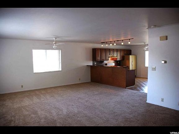 2nd image of 1142 E Charlton Ave