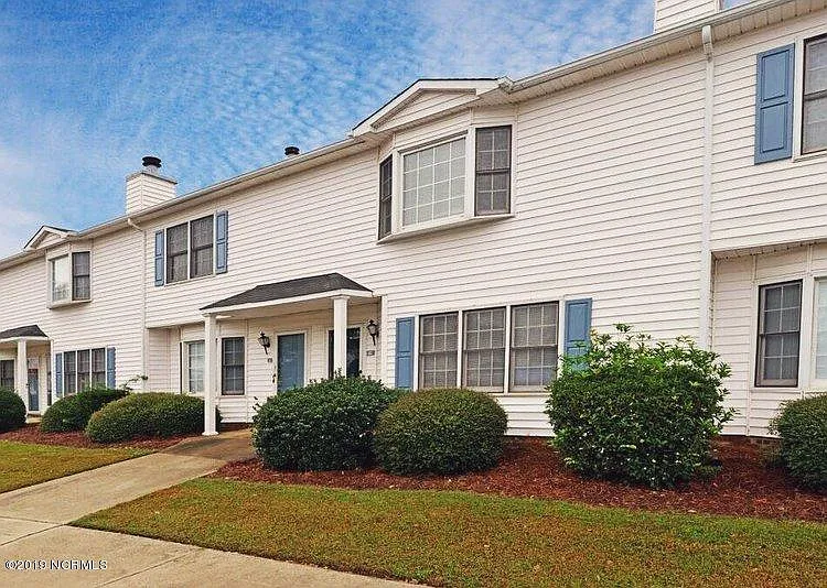 1111 Grovemont Dr #F4