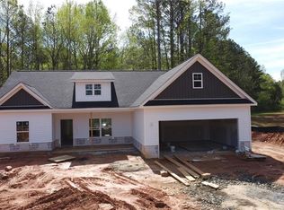 190 Holly Farms Ct, Rockmart, GA 30153