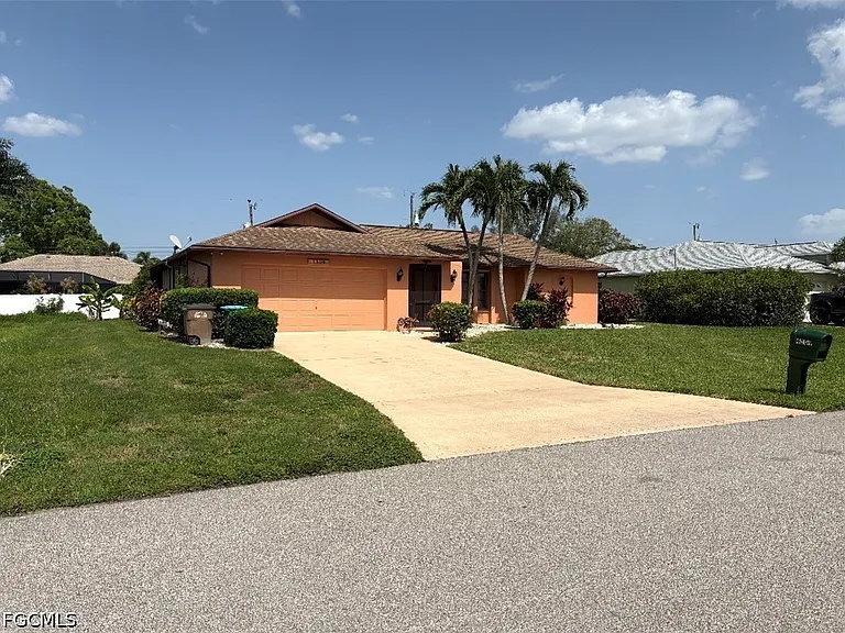 4509 SW 1st Pl — Photo 2