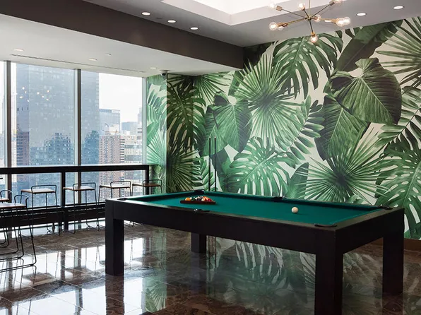 505 West 37th Street image 3 of 13