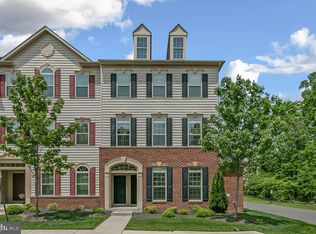 42150 Piebald Sq, Aldie, VA 20105