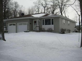 301 Grove St, Plymouth, WI 53073
