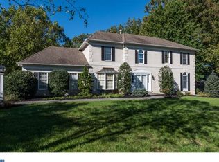 970 Heatherstone Dr, Berwyn, PA 19312