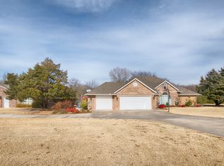 21 Oakridge Dr, Shawnee, OK 74804