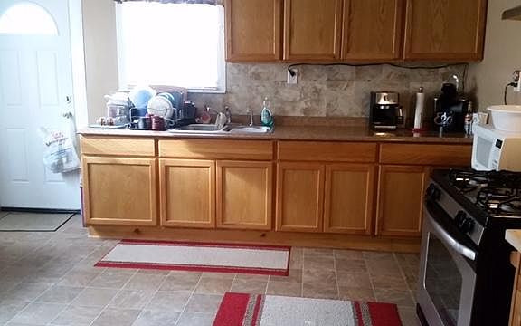 4th image of 1312 W 110th St