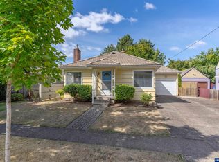 945 15th St NE, Salem, OR 97301