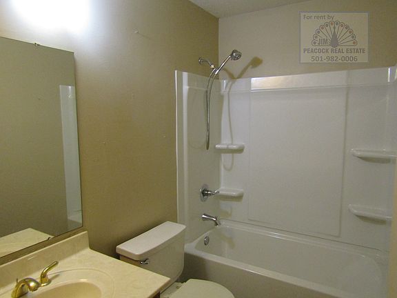 5th image of 500 Cherrie Ave APT A