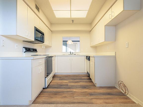 3rd image of 104 Surfview Dr APT 1602