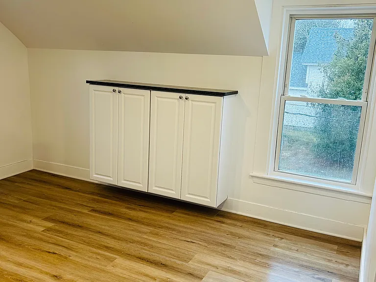334 Brunswick St #B — Photo 13