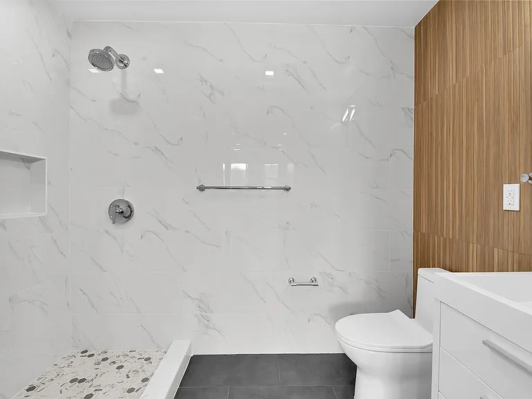 563 W 170th St #3D — Photo 9