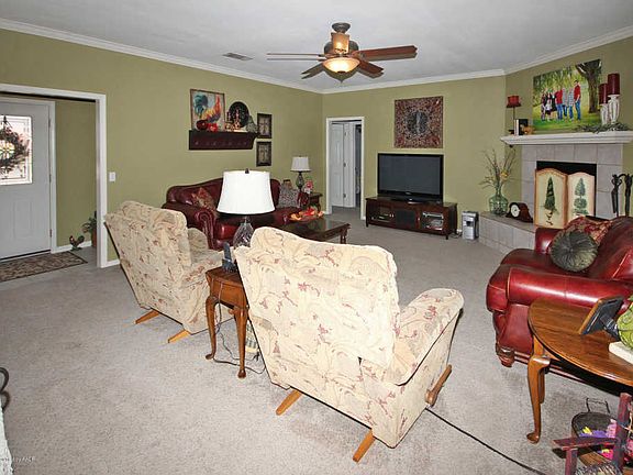 4th image of 8203 Paragon Dr