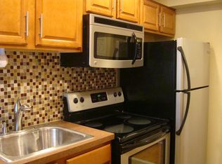 288 Letort Rd APT 2E, Millersville, PA 17551