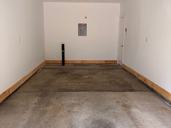 2nd image of 10608 Central Ave #B