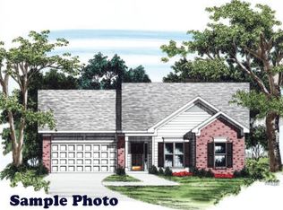 234 Azalea Dr, Oak Grove, KY 42262