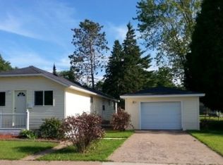 907 E 9th St, Merrill, WI 54452