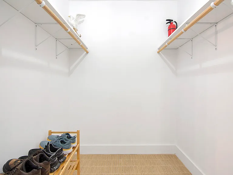 19 Pinehill Trl E — Photo 19