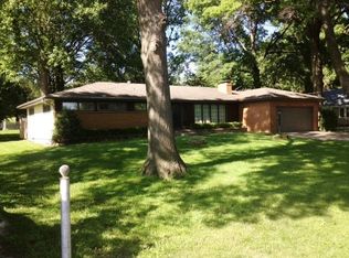 3113 Pickett Rd, Saint Joseph, MO 64503