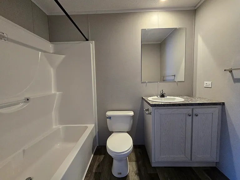 75 Eagle Dr — Photo 4