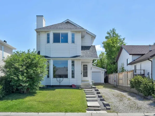 22 Rivercrest Way SE, Calgary, AB T2C 4J8