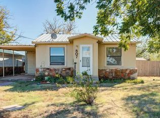 807 W 5th St, Wolfforth, TX 79382