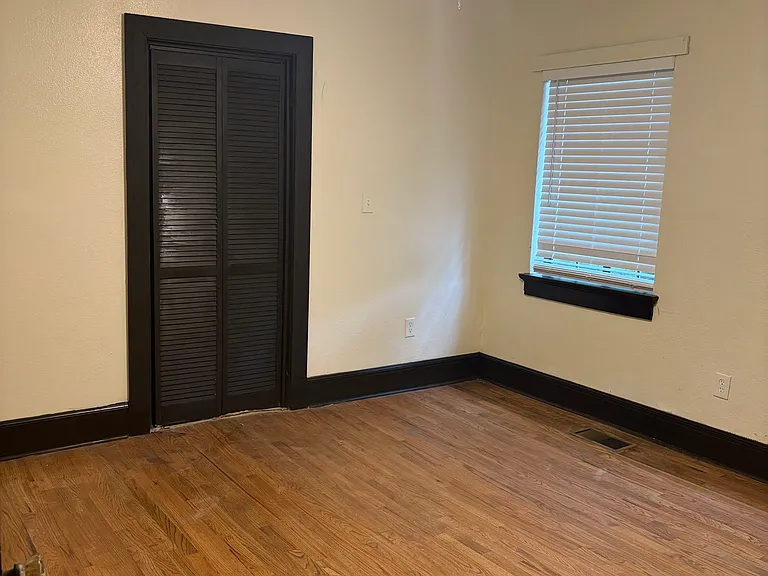 1320 Hazel St #4 — Photo 6