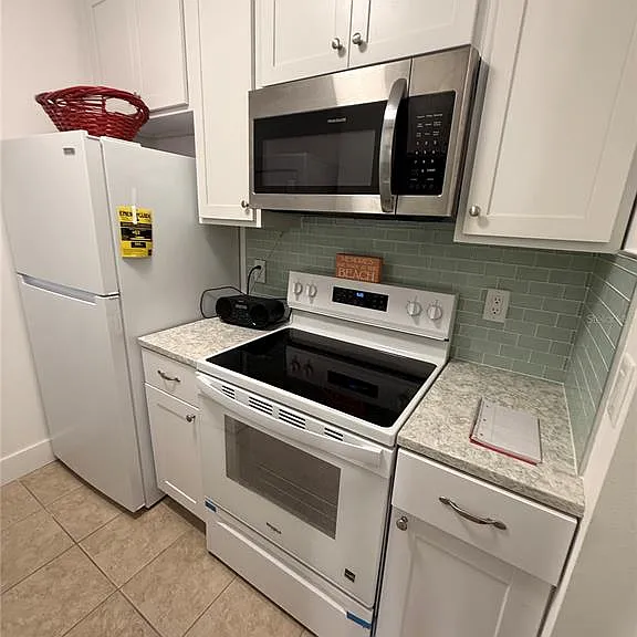 159 Medallion Blvd #A — Photo 3