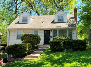 586 N Laclede Station Rd, Saint Louis, MO 63119