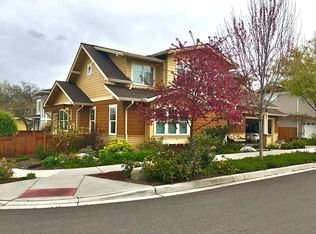 622 Drager St, Ashland, OR 97520