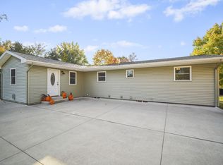 6264 Draper Rd, Jackson, MI 49201