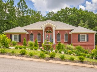 2210 Poplar Grove Dr, Ooltewah, TN 37363