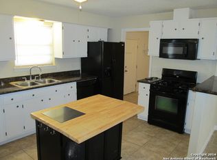 122 Paradise Valley, San Antonio, TX 78227