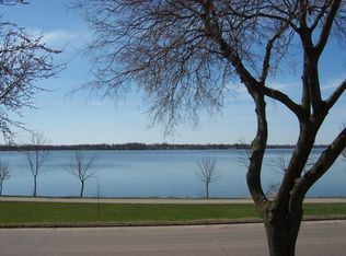 608 Lake St, Worthington, MN 56187
