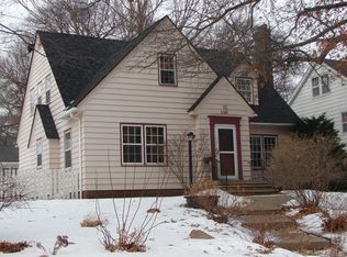 126 Sunset Rd, Waterloo, IA 50701