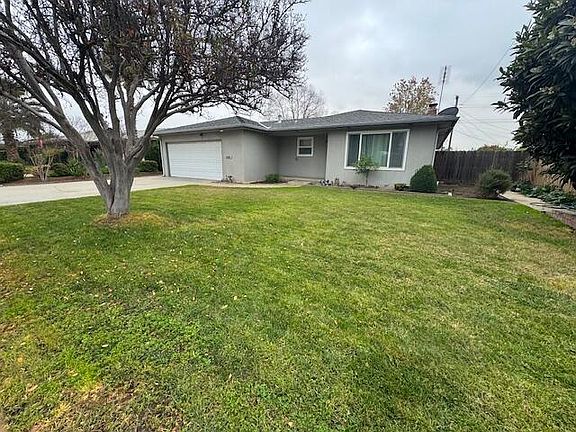 3rd image of 1498 E Bolinger Way