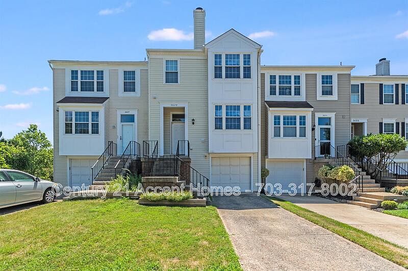 1st image of 3629 Sweethorn Ct