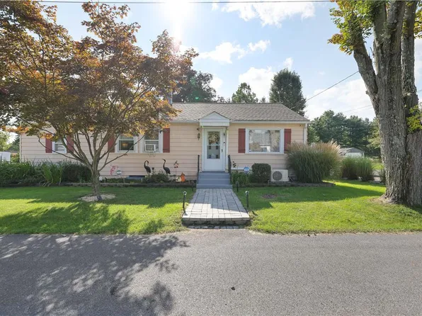 224 Howard St, Stroudsburg, PA 18360