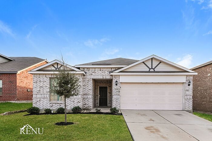 1st image of 2025 Hialeah Dr