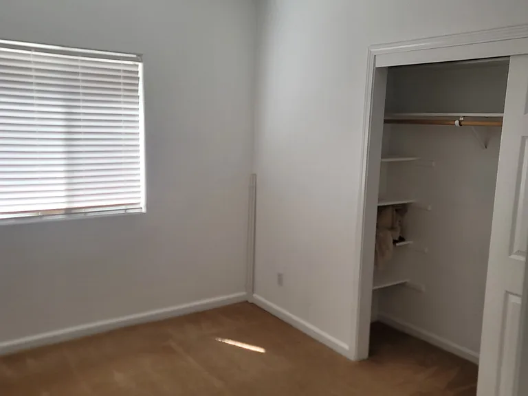 2131 Park Warren Ct — Photo 32