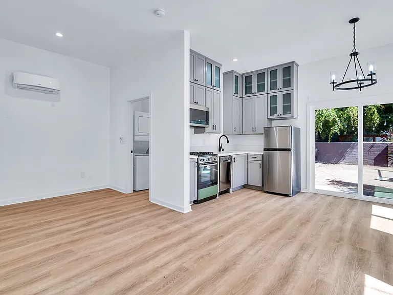 1275 S Cloverdale Ave #1/2 — Photo 3