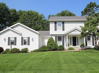 13 Sappington Acres Dr, Saint Louis, MO 63126