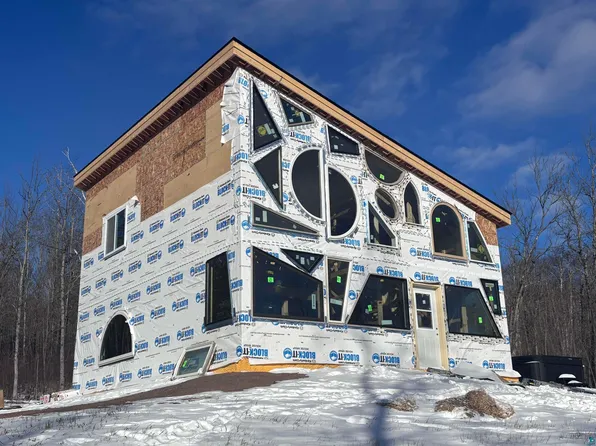 71 Murphy Dr, Grand Marais, MN 55604