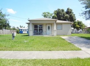 1410 Atlantic Dr, Ruskin, FL 33570