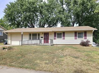 3300 SW 30th Ter, Topeka, KS 66614