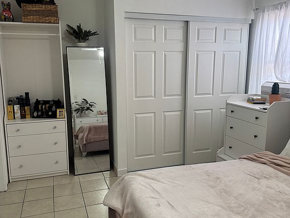 4th image of 6533 E Olympic Blvd #1