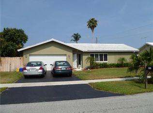 104 Winged Foot Ln, Boca Raton, FL 33431