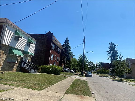 3rd image of 3297 E 149th St